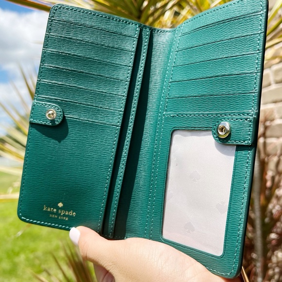 Kate Spade Bifold Wallet - Picture 2 of 4